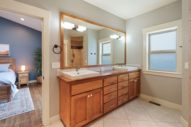 61461 Linton Loop, Bend, OR 97702