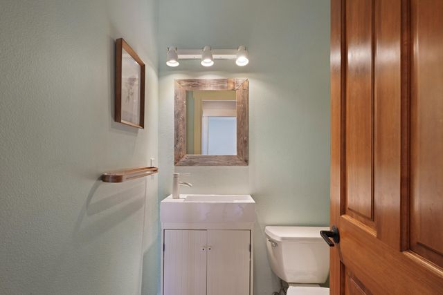 61461 Linton Loop, Bend, OR 97702