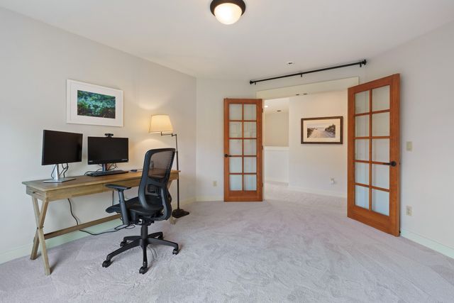 61461 Linton Loop, Bend, OR 97702