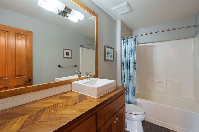 61461 Linton Loop, Bend, OR 97702