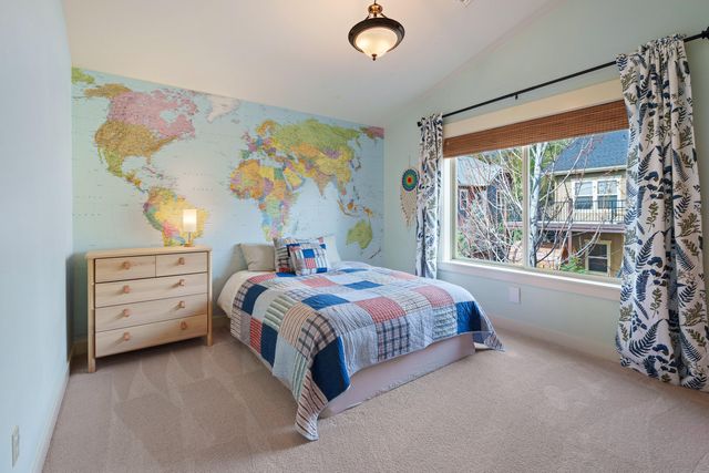 61461 Linton Loop, Bend, OR 97702