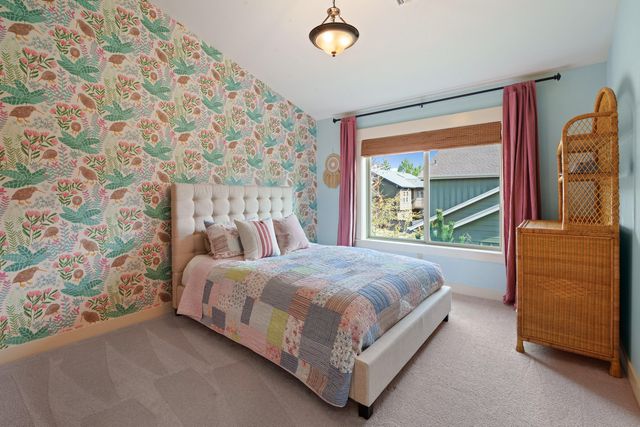 61461 Linton Loop, Bend, OR 97702