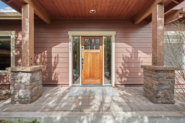 61461 Linton Loop, Bend, OR 97702