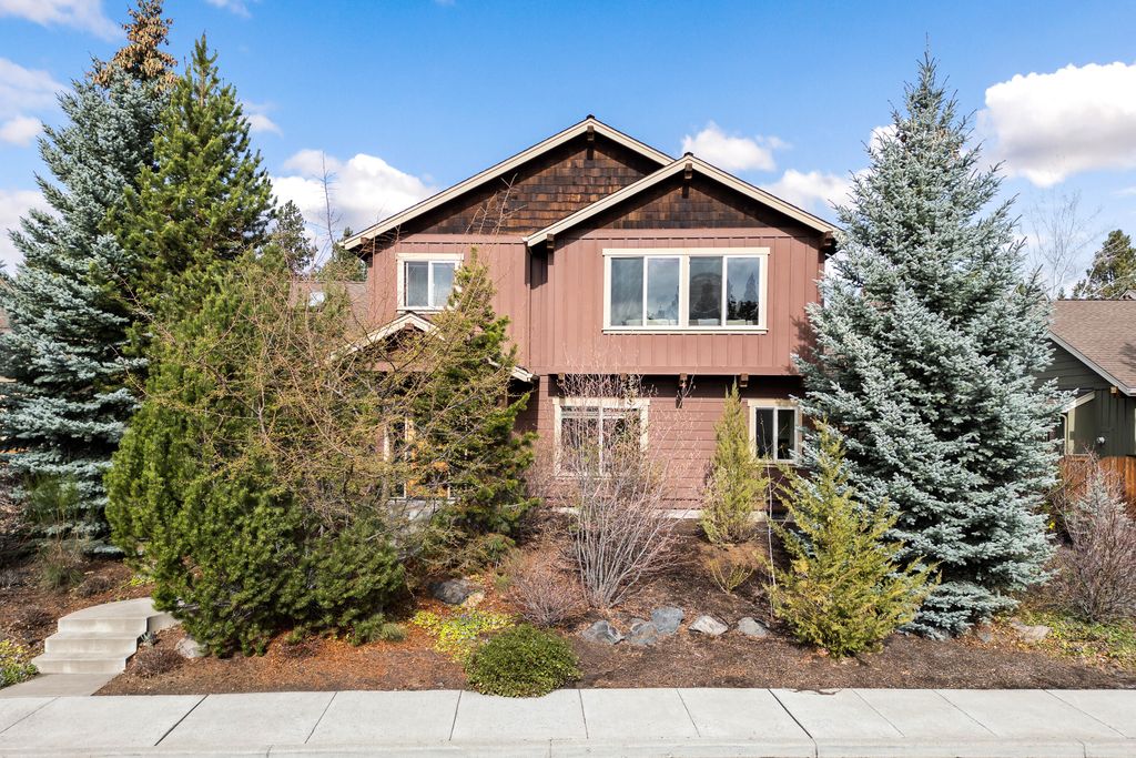 61461 Linton Loop, Bend, OR 97702