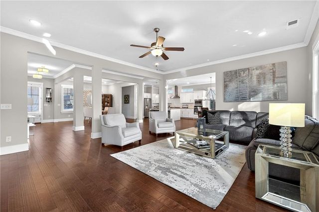 1088 Heatherland NE Drive, Marietta, GA 30066