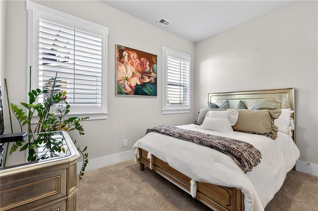 1088 Heatherland NE Drive, Marietta, GA 30066