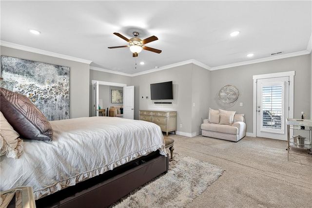 1088 Heatherland NE Drive, Marietta, GA 30066