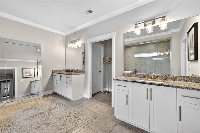 1088 Heatherland NE Drive, Marietta, GA 30066