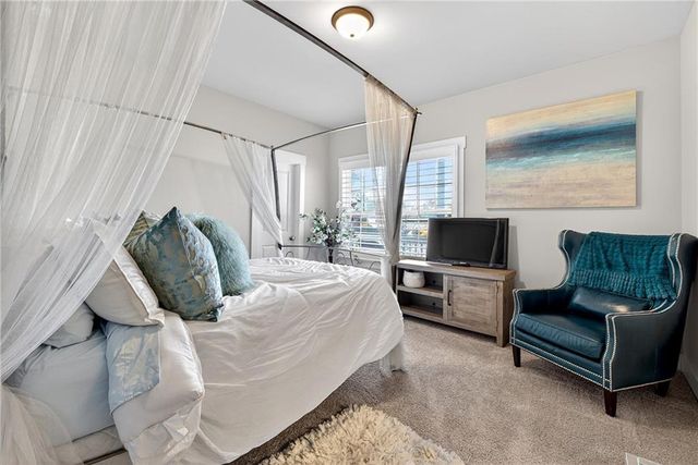 1088 Heatherland NE Drive, Marietta, GA 30066