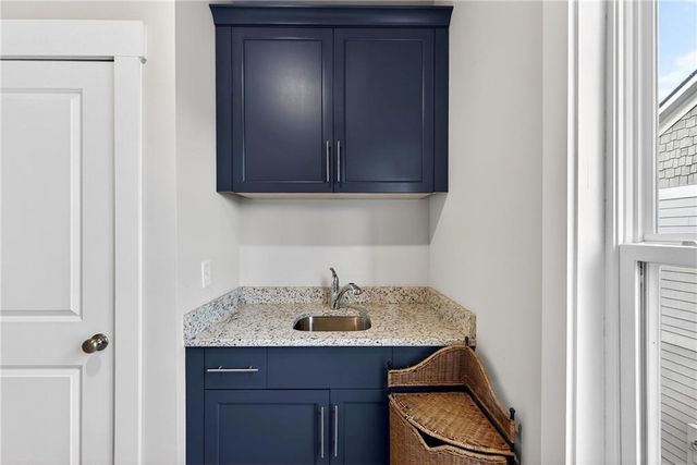 1088 Heatherland NE Drive, Marietta, GA 30066