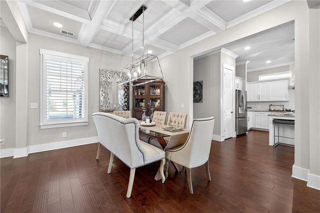 1088 Heatherland NE Drive, Marietta, GA 30066