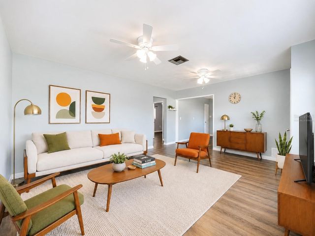 2980 WESTLAND ROAD, Mount Dora, FL 32757