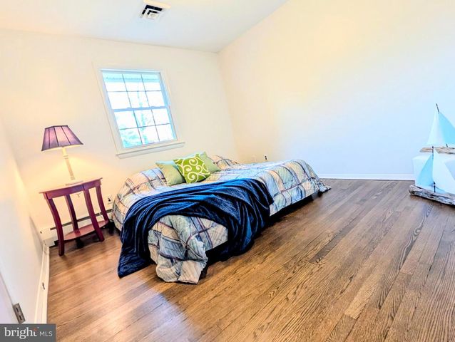 2762 BON HAVEN LN, Annapolis, MD 21401