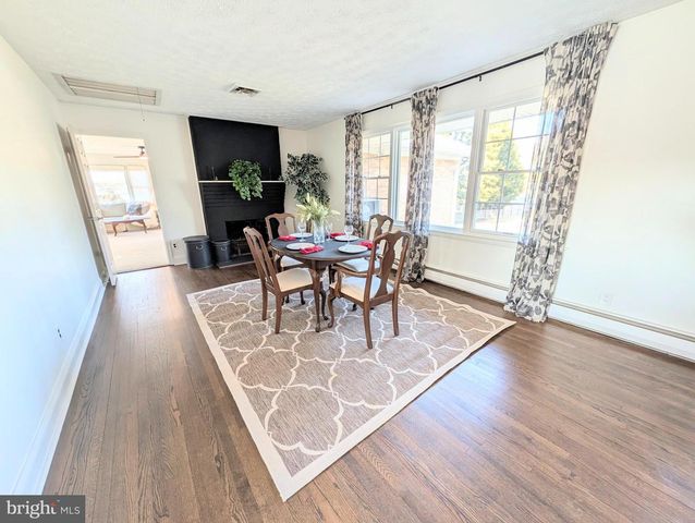 2762 BON HAVEN LN, Annapolis, MD 21401