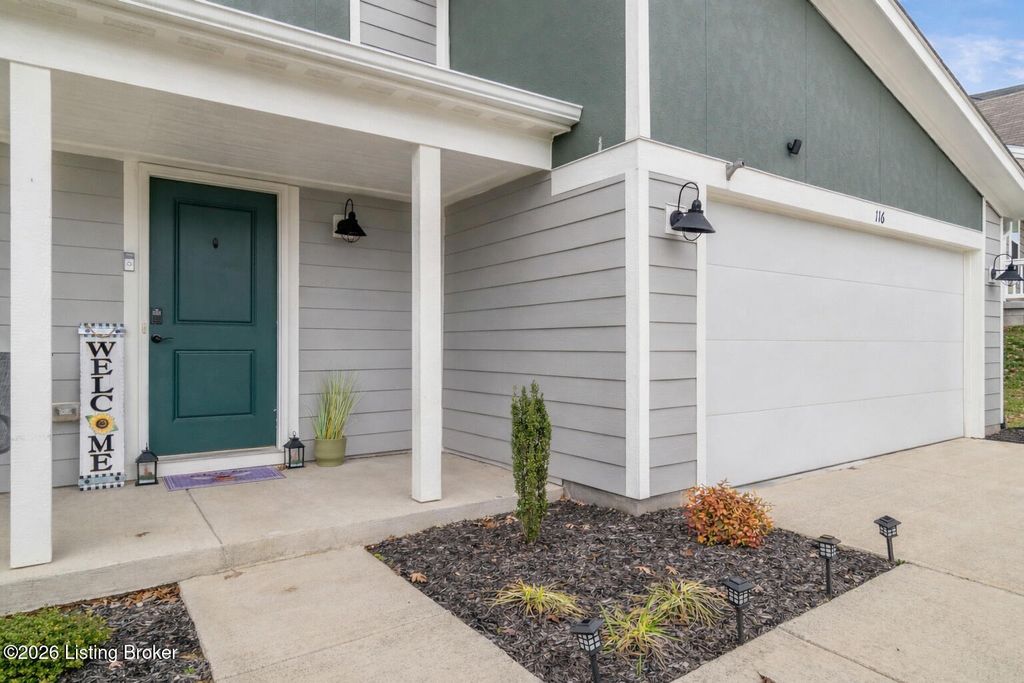 116 Strawberry Fld Dr, Mt Washington, KY 40047