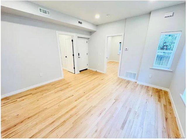 1107 N Downing St, Denver, CO 80218