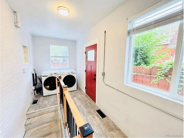 1107 N Downing St, Denver, CO 80218