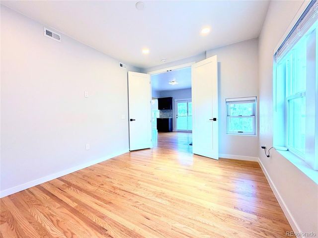 1107 N Downing St, Denver, CO 80218