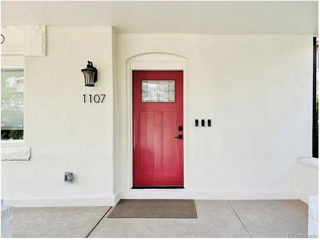 1107 N Downing St, Denver, CO 80218