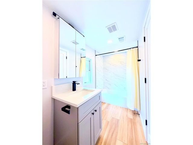 1107 N Downing St, Denver, CO 80218