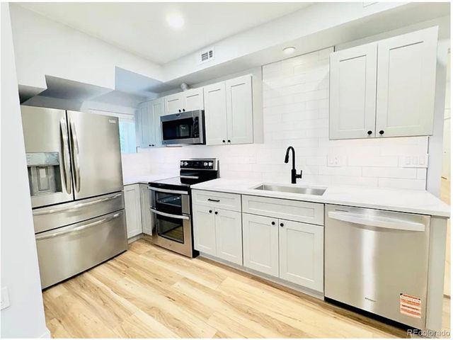 1107 N Downing St, Denver, CO 80218