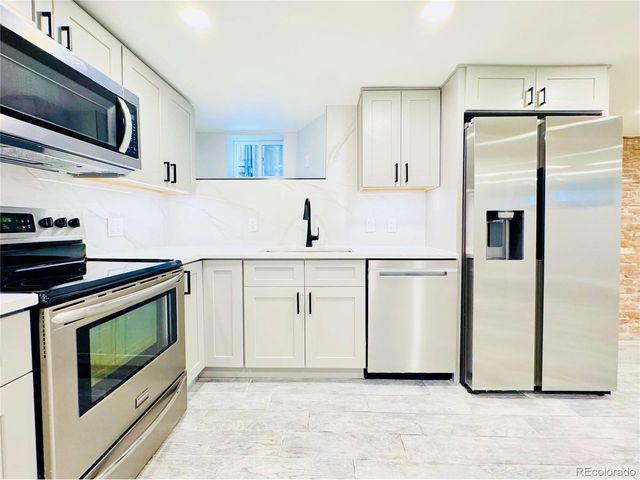 1107 N Downing St, Denver, CO 80218