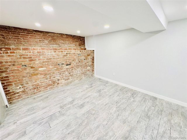 1107 N Downing St, Denver, CO 80218