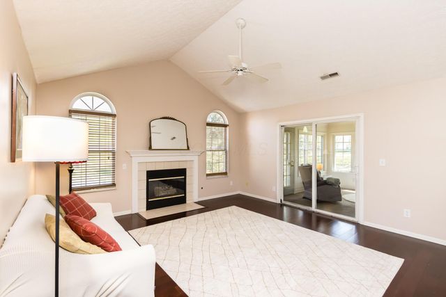 6139 Glenvillage Drive, Dublin, OH 43016