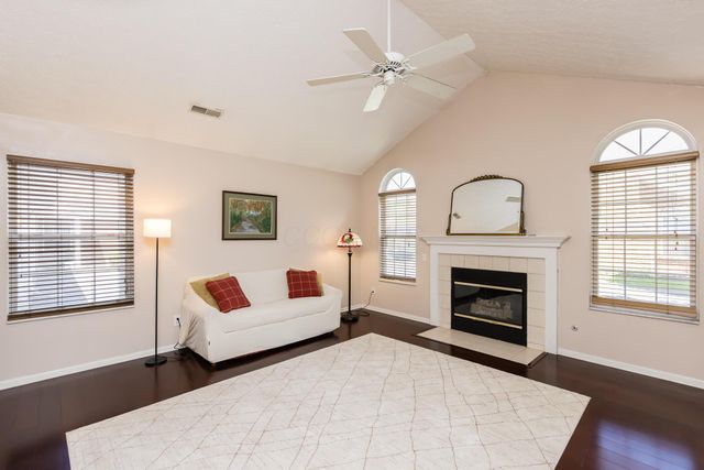 6139 Glenvillage Drive, Dublin, OH 43016