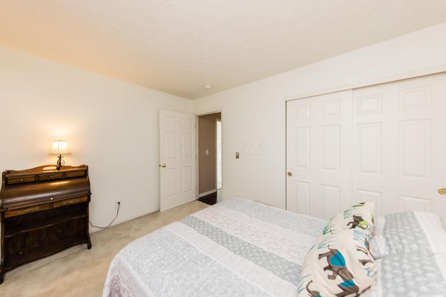 6139 Glenvillage Drive, Dublin, OH 43016