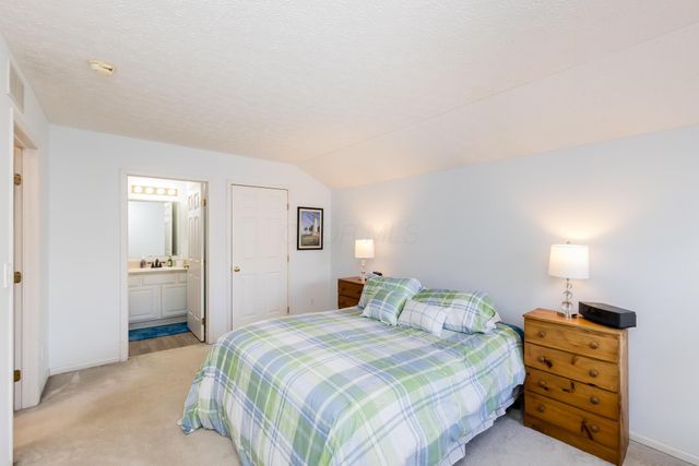6139 Glenvillage Drive, Dublin, OH 43016