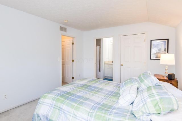 6139 Glenvillage Drive, Dublin, OH 43016