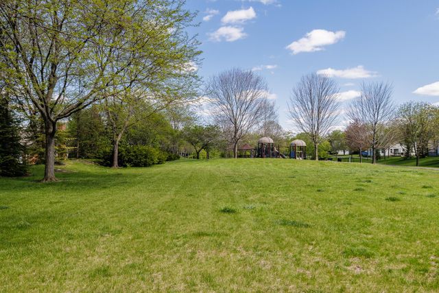 6139 Glenvillage Drive, Dublin, OH 43016