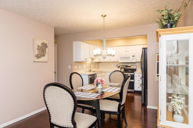 6139 Glenvillage Drive, Dublin, OH 43016
