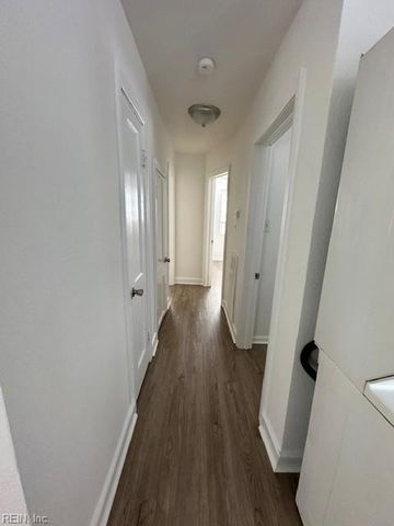 1033 E Ocean View Ave Apt 3, Norfolk, VA 23503