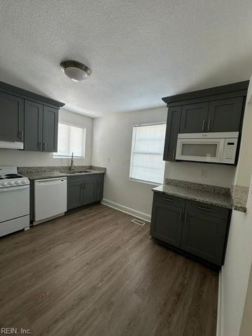 1033 E Ocean View Ave Apt 3, Norfolk, VA 23503