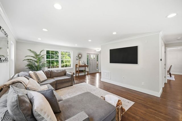 3 Orient Way, North Caldwell Boro, NJ 07006