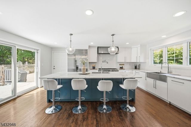 3 Orient Way, North Caldwell Boro, NJ 07006