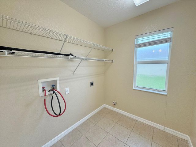 140 MANDOLIN DRIVE, Winter Haven, FL 33884