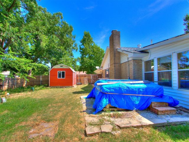 414 NE 20th Street, Moore, OK 73160