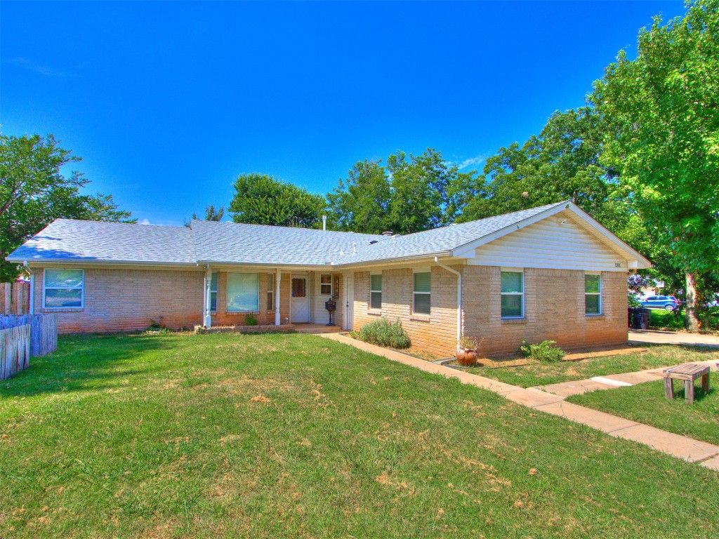 414 NE 20th Street, Moore, OK 73160