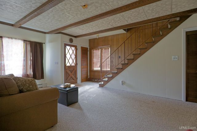 N10255 River Street, Ramsay, MI 49959