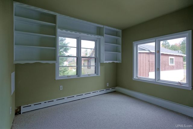 N10255 River Street, Ramsay, MI 49959