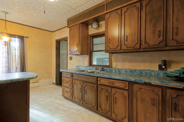 N10255 River Street, Ramsay, MI 49959