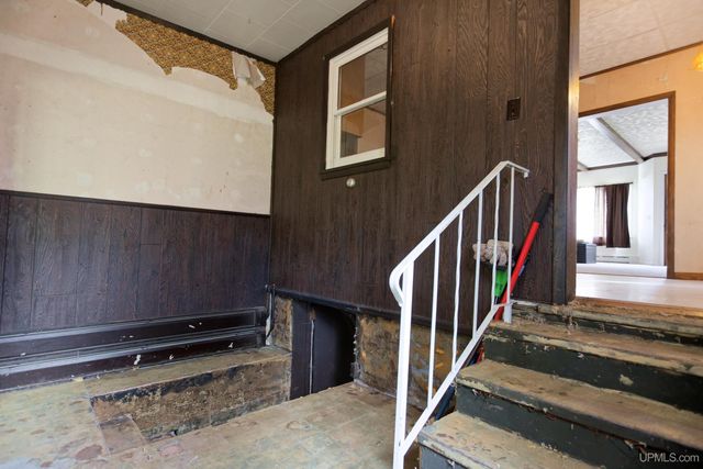 N10255 River Street, Ramsay, MI 49959