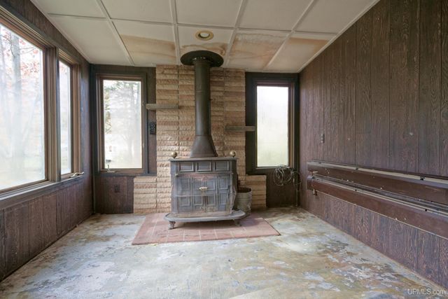 N10255 River Street, Ramsay, MI 49959