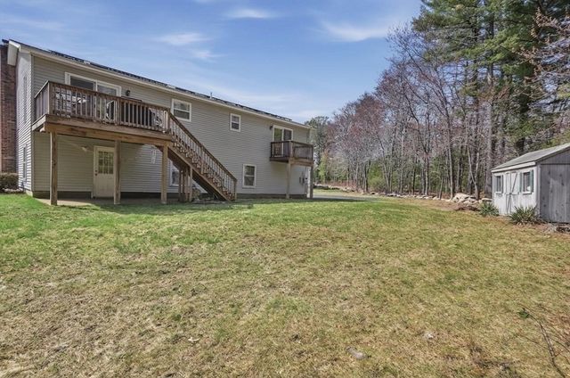 10 Lee Avenue, Burlington, MA 01803