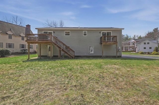 10 Lee Avenue, Burlington, MA 01803