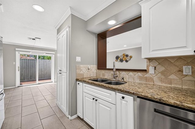 5714 Innsbruck Street, Bellaire, TX 77401