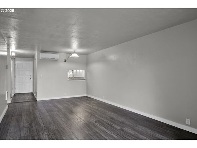 3845 COLONY OAKS Dr, Eugene, OR 97405